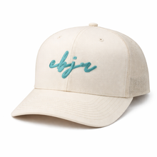 Load image into Gallery viewer, Snapback trucker hat
